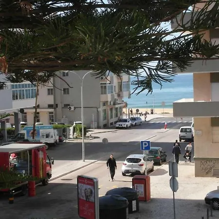 Torre 20 - Portas Do Mar Apartment